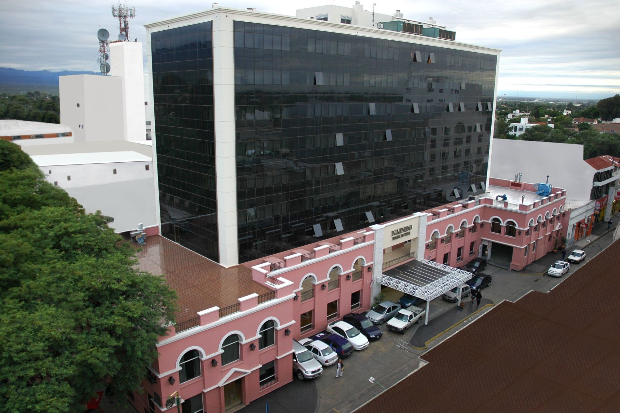 Naindo Park Hotel La Rioja Exterior photo